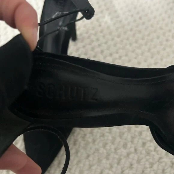 Pumps - Picture 5 of 5